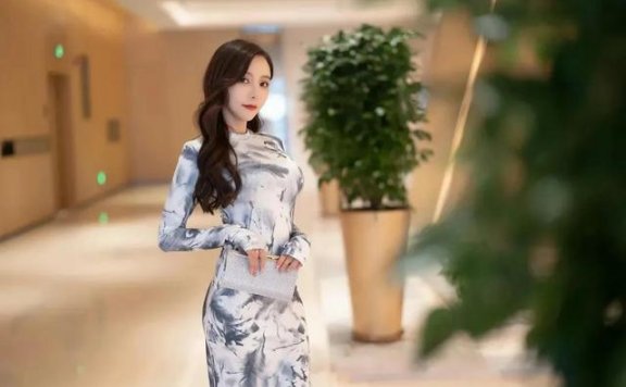 王馨瑶私房照合集分享，旗袍魅力的完美绽放
